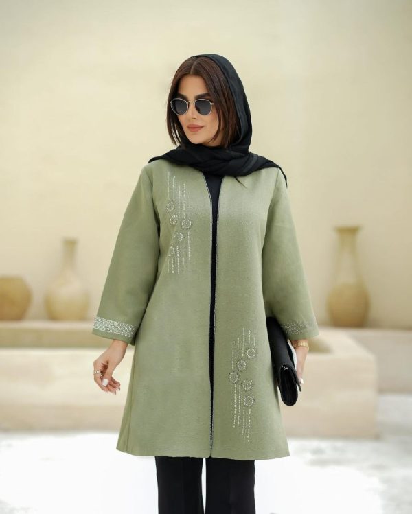 مانتو مازراتی یقه گرد نگین کاری - Image 2